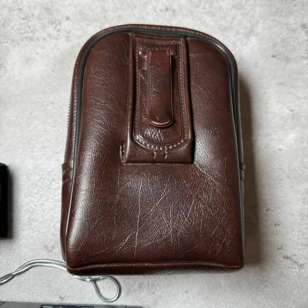 Vintage Kodak Ektra film camera 22mm electronic flash with leather camera case